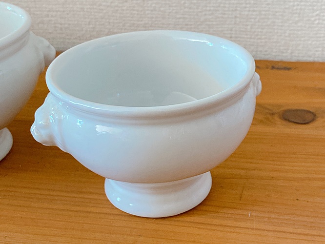 白い食器 ライオンヘッドスープボール　Sサイズ トリフボウル 中国製