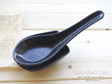 ○レンゲで食べると美味しいね!!黒結晶レンゲスプーンレンゲ台付きセット 日本製